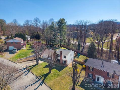 14 Lynwood Circle Asheville NC 28806