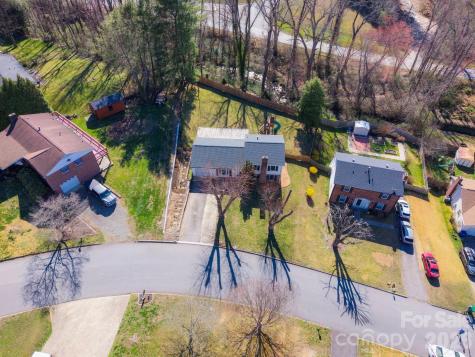 14 Lynwood Circle Asheville NC 28806
