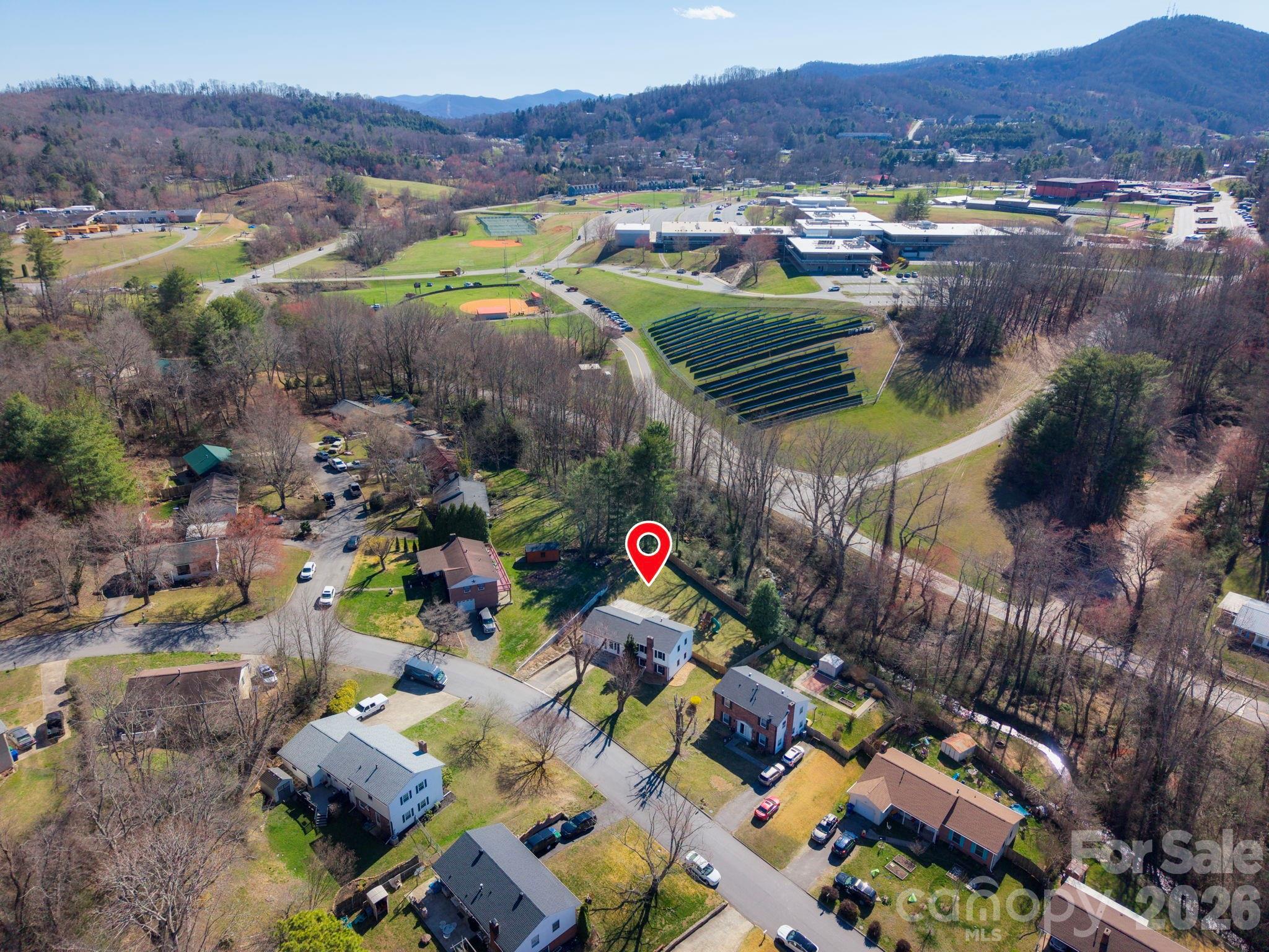 14 Lynwood Circle Asheville NC 28806