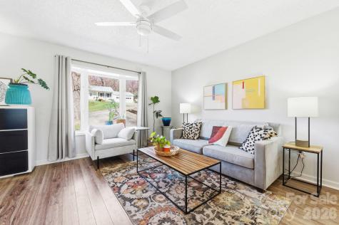 14 Lynwood Circle Asheville NC 28806