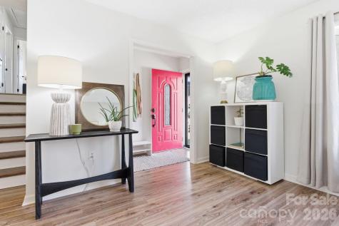 14 Lynwood Circle Asheville NC 28806