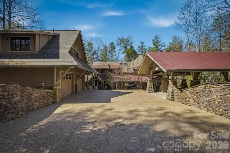 2007 Old Wildlife Club Drive Nebo NC 28761