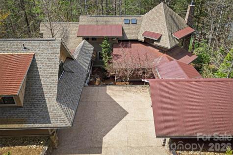 2007 Old Wildlife Club Drive Nebo NC 28761