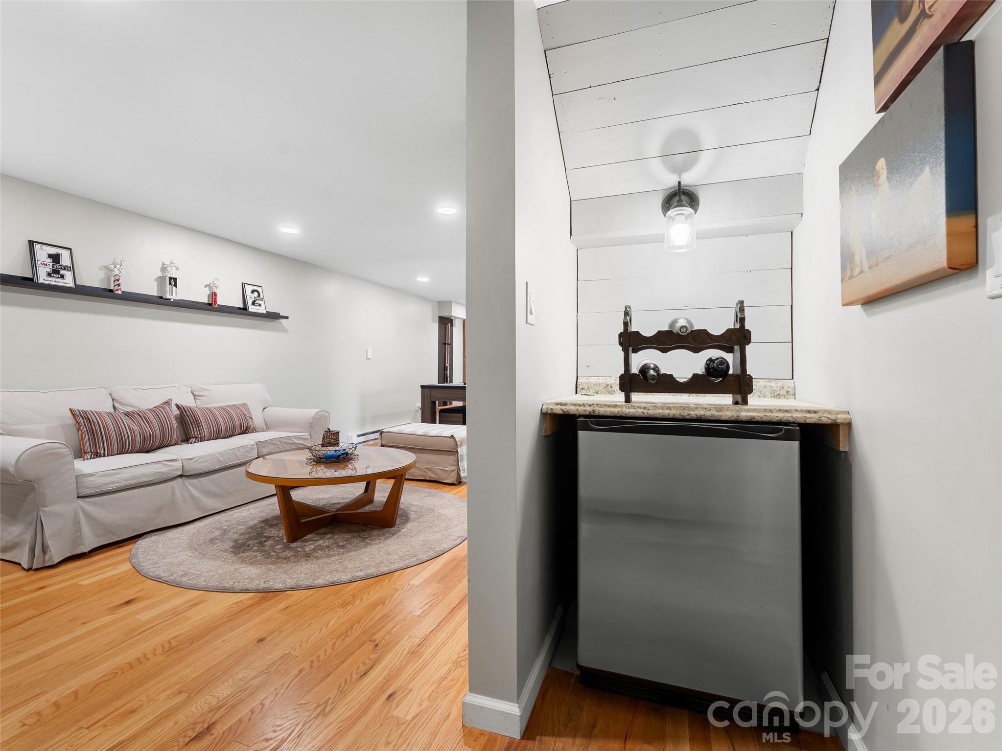 625 Lenox Place Hendersonville NC 28739