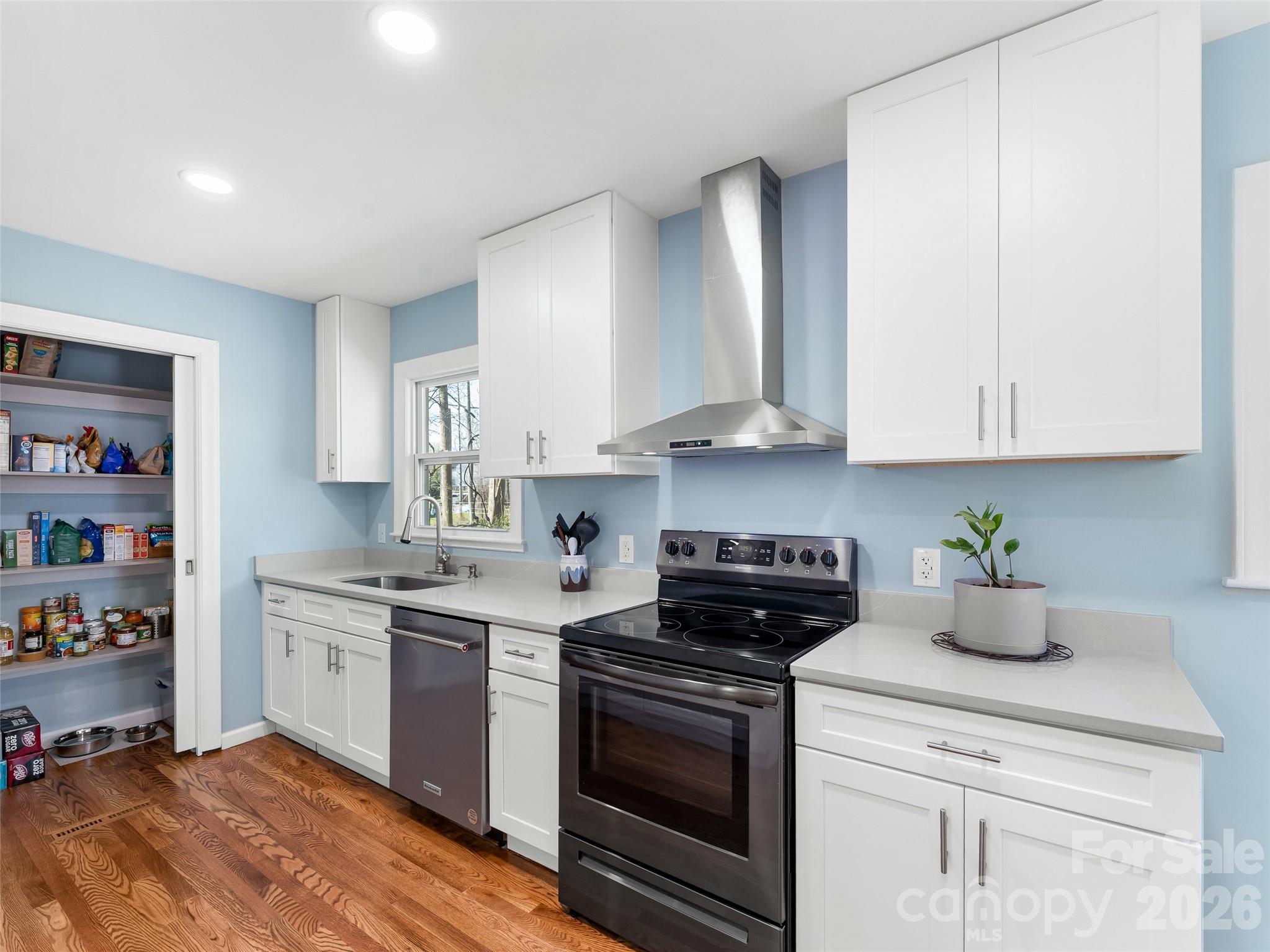 625 Lenox Place Hendersonville NC 28739