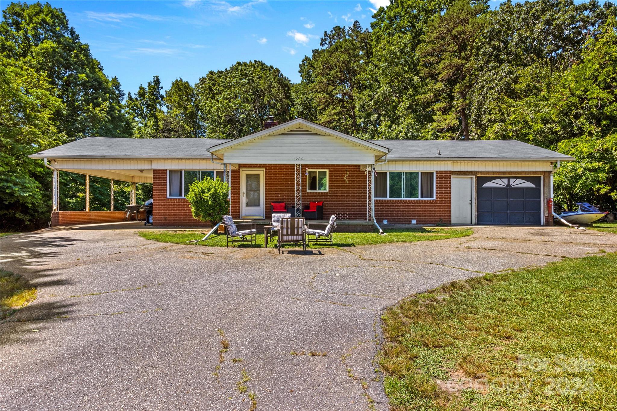 1090 Harris Bridge Road Stony Point NC 28678