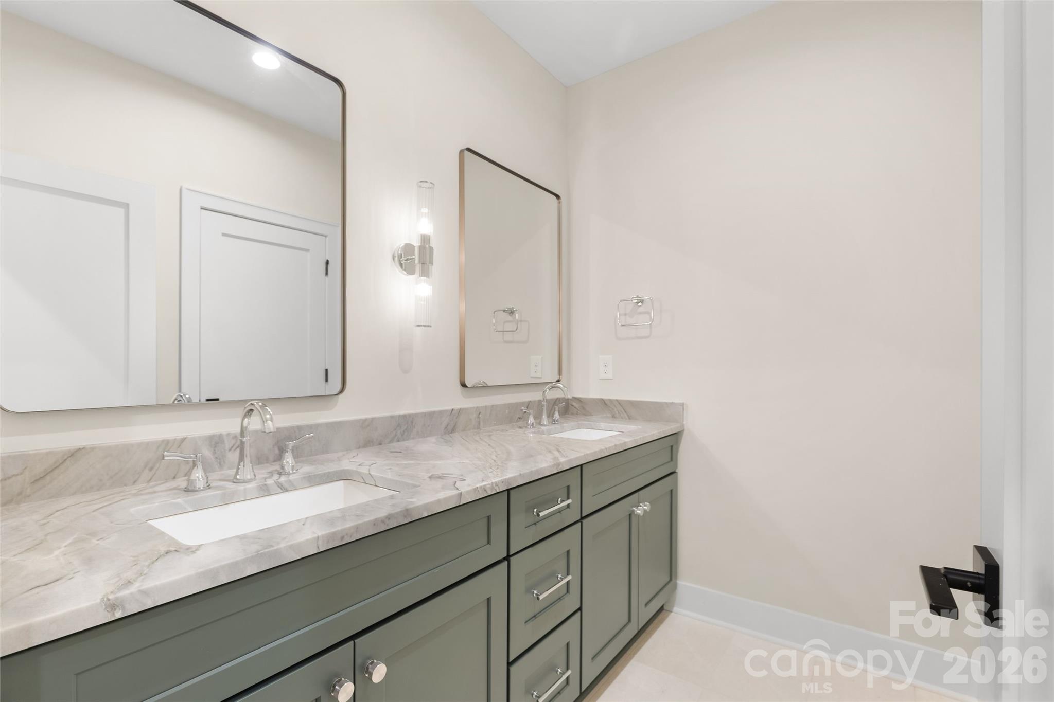 3526 Craig Avenue Charlotte NC 28211