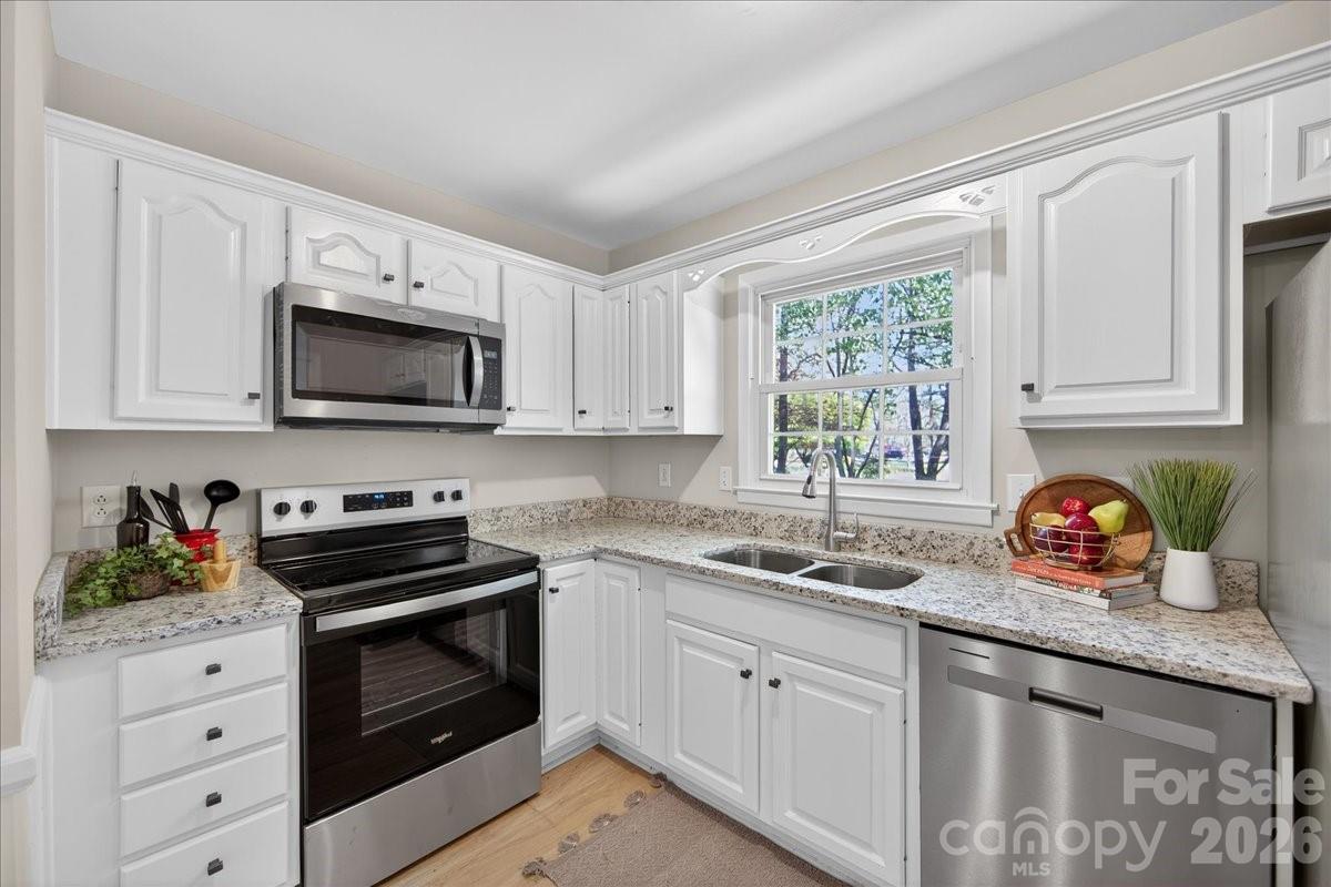6576 Stoney Ridge Road Matthews NC 28104