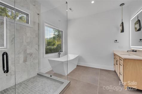 111 Wrenwood Lane Charlotte NC 28211