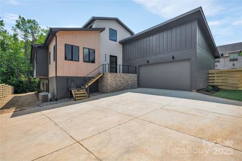 111 Wrenwood Lane Charlotte NC 28211