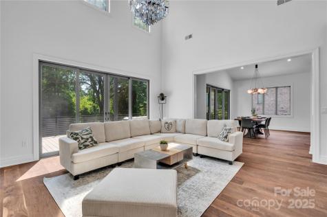 111 Wrenwood Lane Charlotte NC 28211