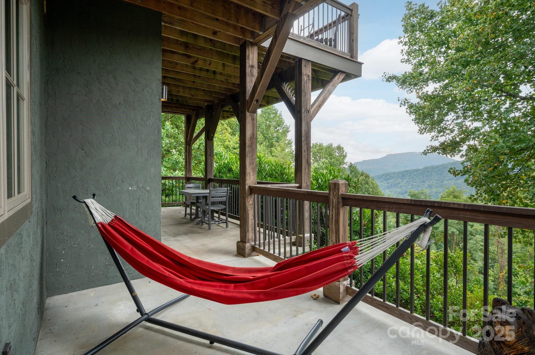 499 Warbler Lane Black Mountain NC 28711
