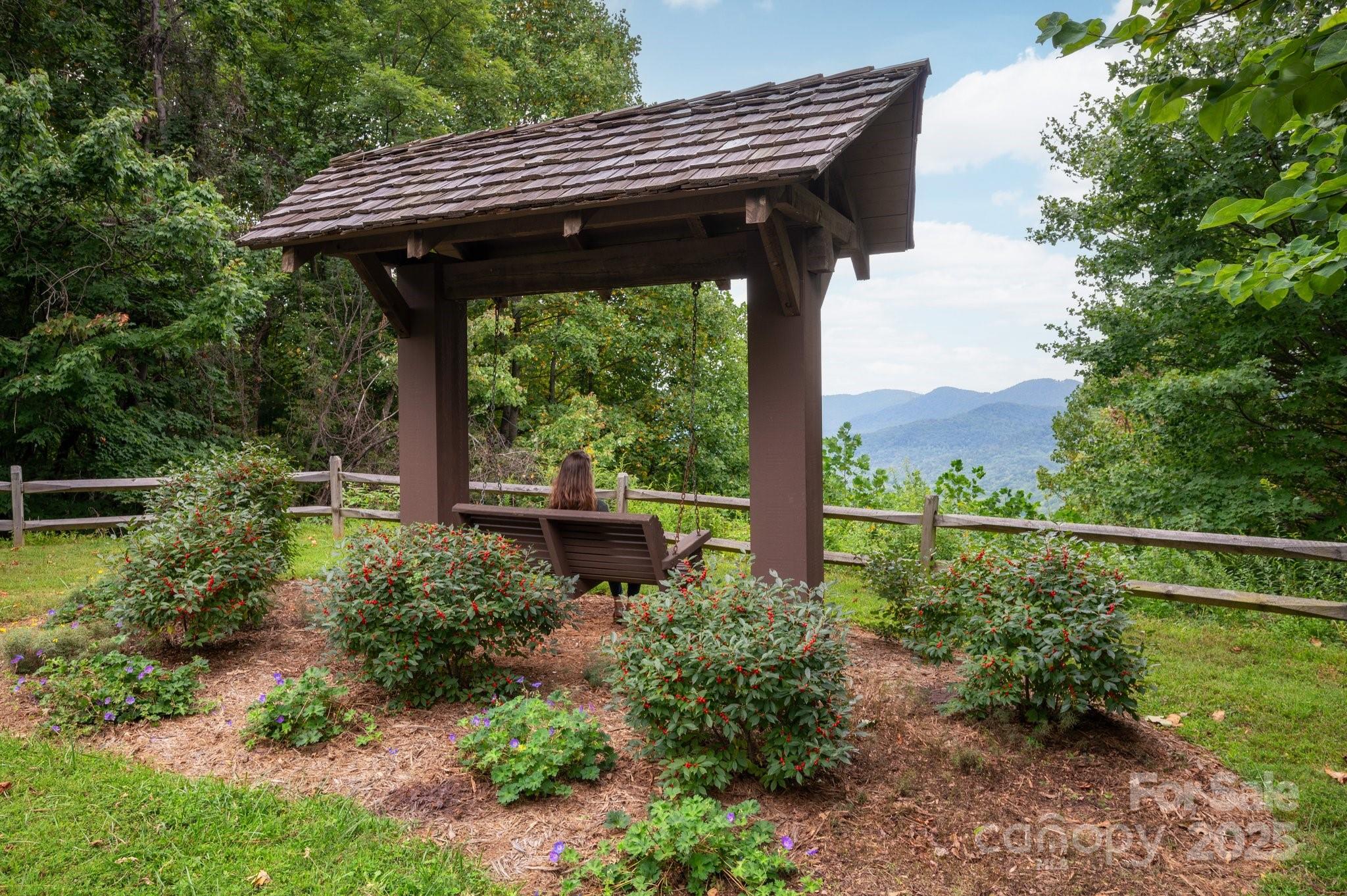 499 Warbler Lane Black Mountain NC 28711
