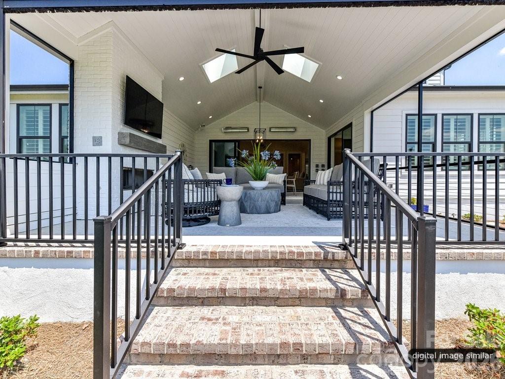 3133 Country Club Drive Charlotte NC 28205