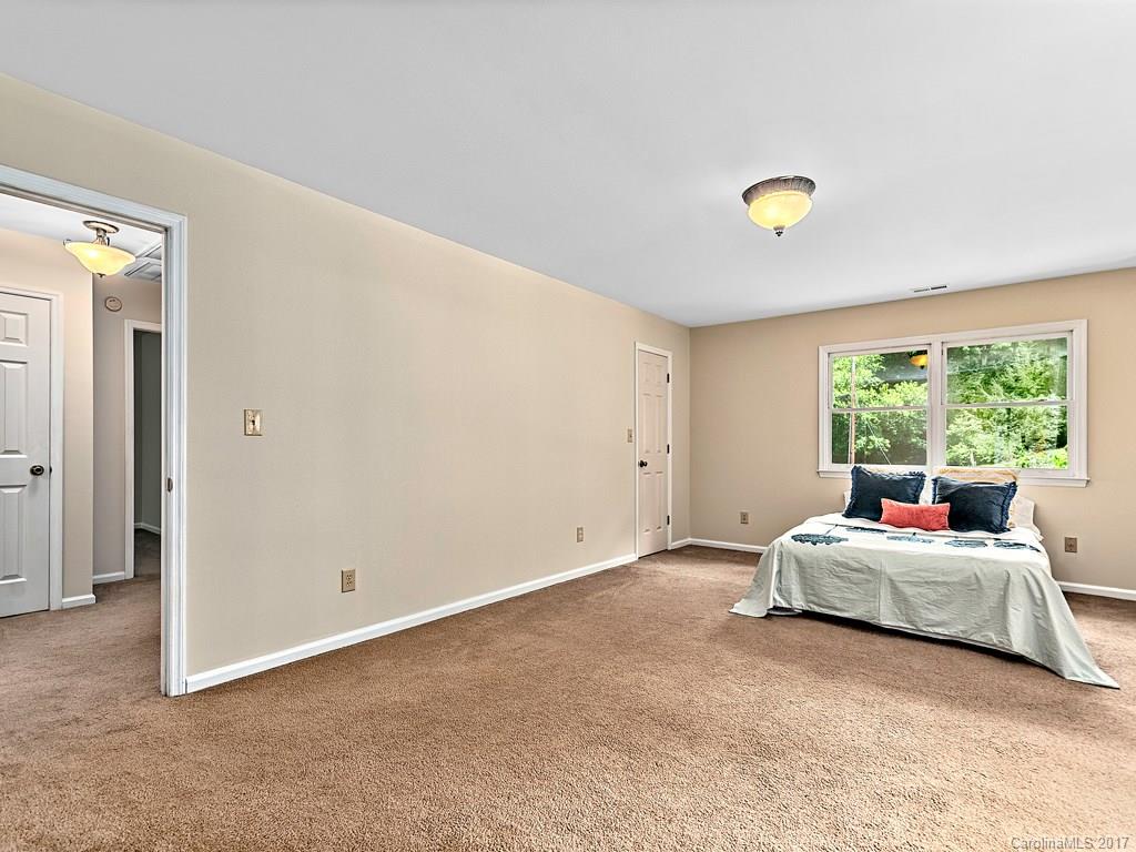 2 Abbott Road Arden NC 28704