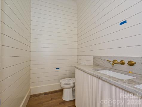 1329 Bevis Drive Charlotte NC 28209