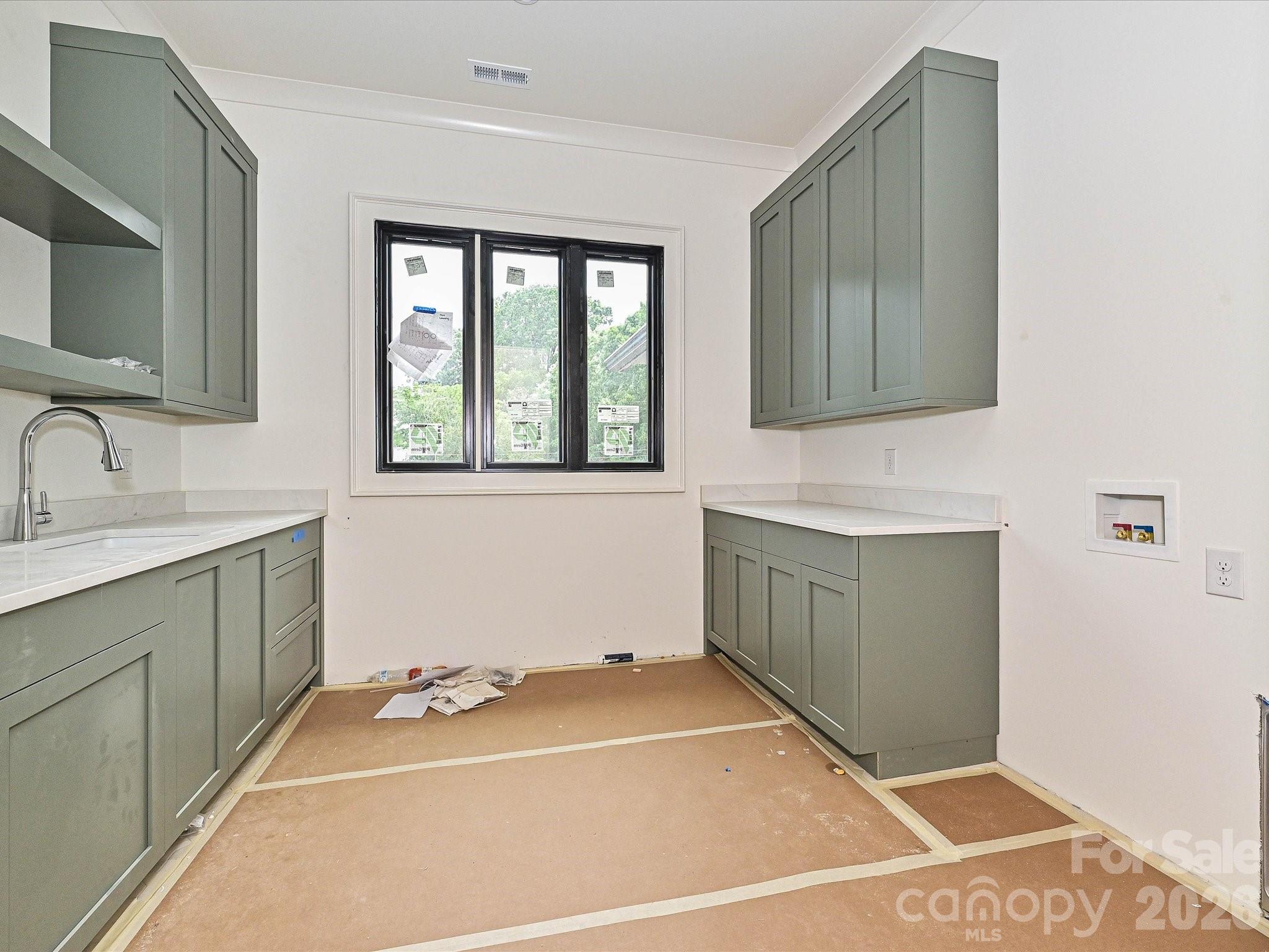 1329 Bevis Drive Charlotte NC 28209