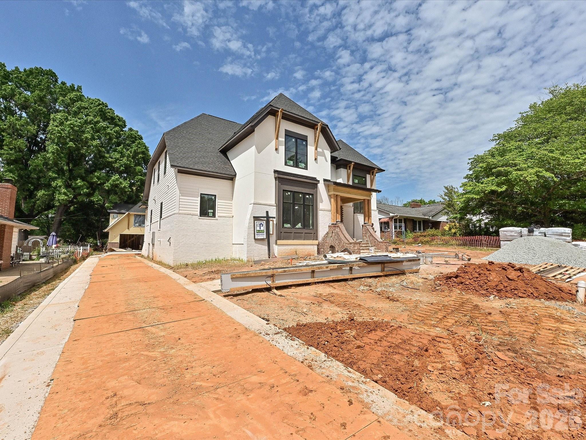 1329 Bevis Drive Charlotte NC 28209