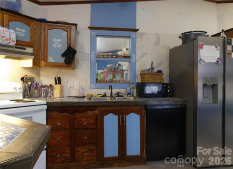 1490 Glenn Carlton Road Boomer NC 28606