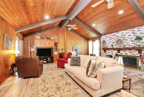 160 Quail Hollow Drive Kings Mountain NC 28086