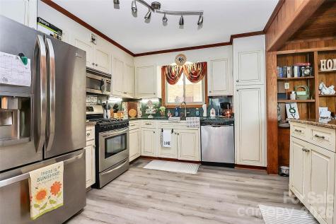 160 Quail Hollow Drive Kings Mountain NC 28086
