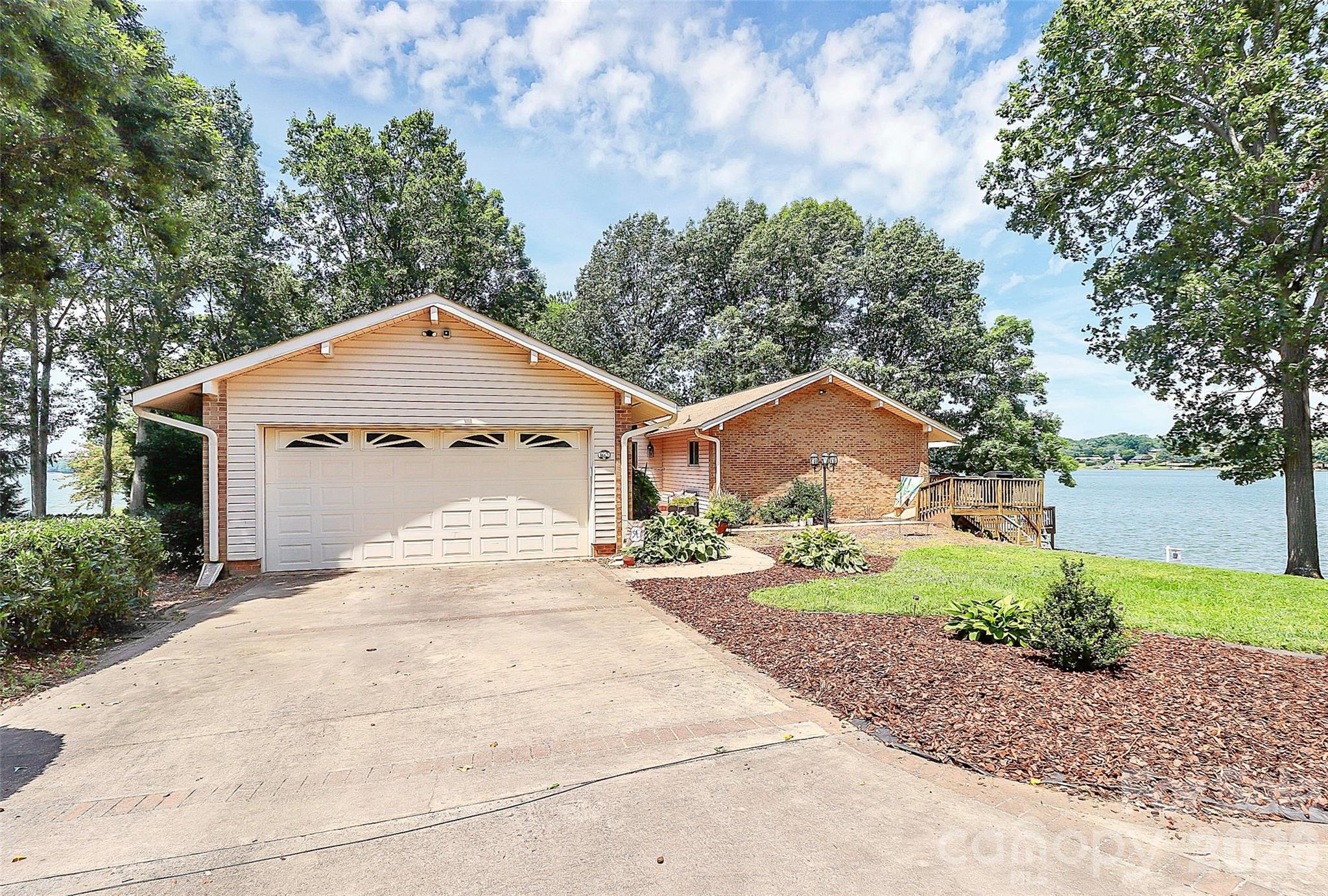 160 Quail Hollow Drive Kings Mountain NC 28086