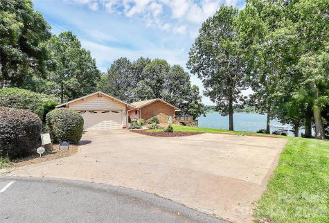 160 Quail Hollow Drive Kings Mountain NC 28086