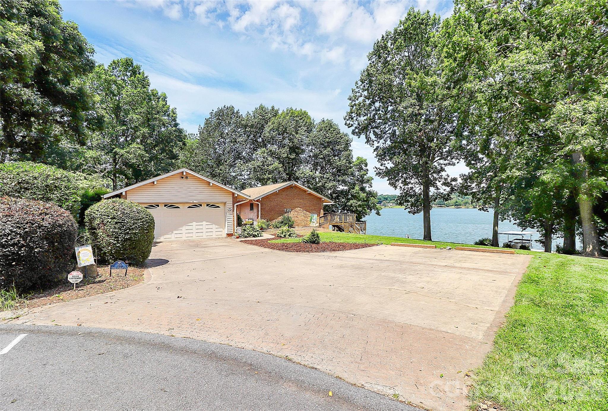 160 Quail Hollow Drive Kings Mountain NC 28086
