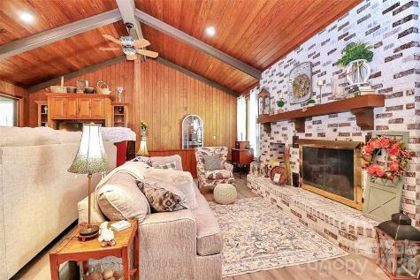 160 Quail Hollow Drive Kings Mountain NC 28086