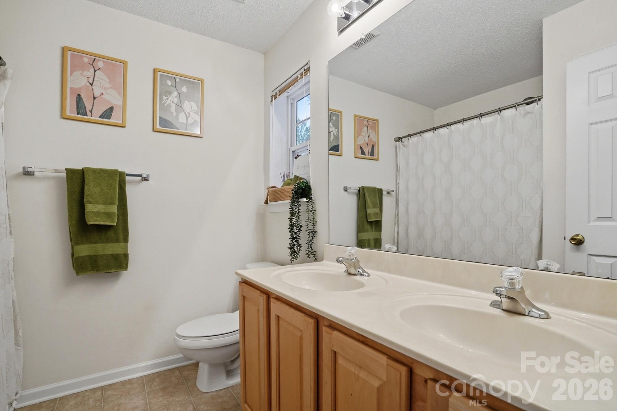 12350 Hennigan Place Lane Charlotte NC 28214