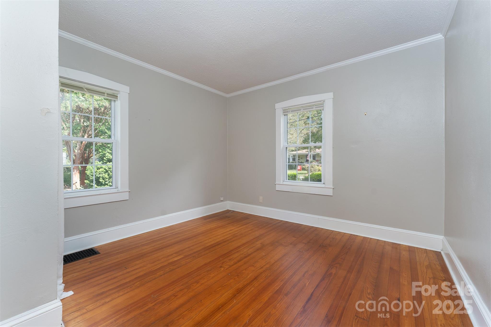 305 And 305 1/2 N Dougherty Street Black Mountain NC 28711