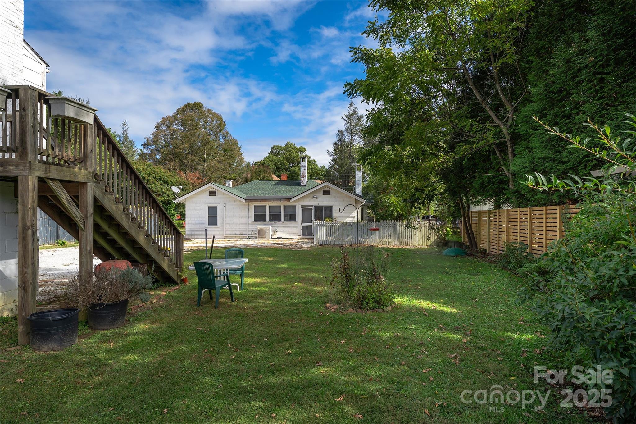 305 And 305 1/2 N Dougherty Street Black Mountain NC 28711