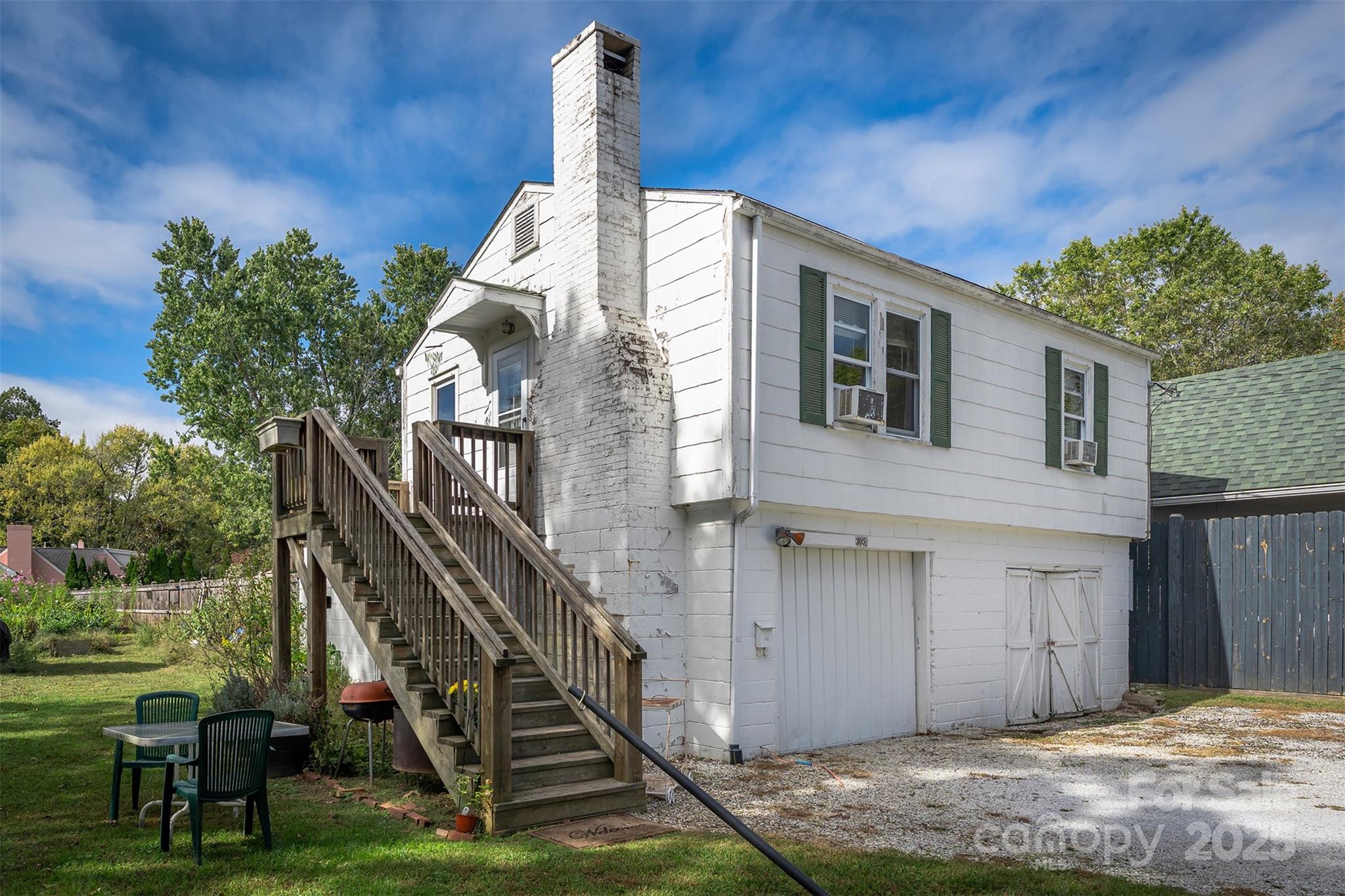 305 And 305 1/2 N Dougherty Street Black Mountain NC 28711