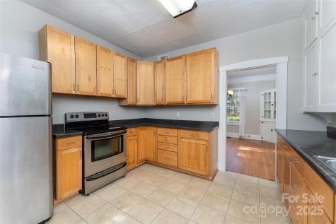 305 And 305 1/2 N Dougherty Street Black Mountain NC 28711