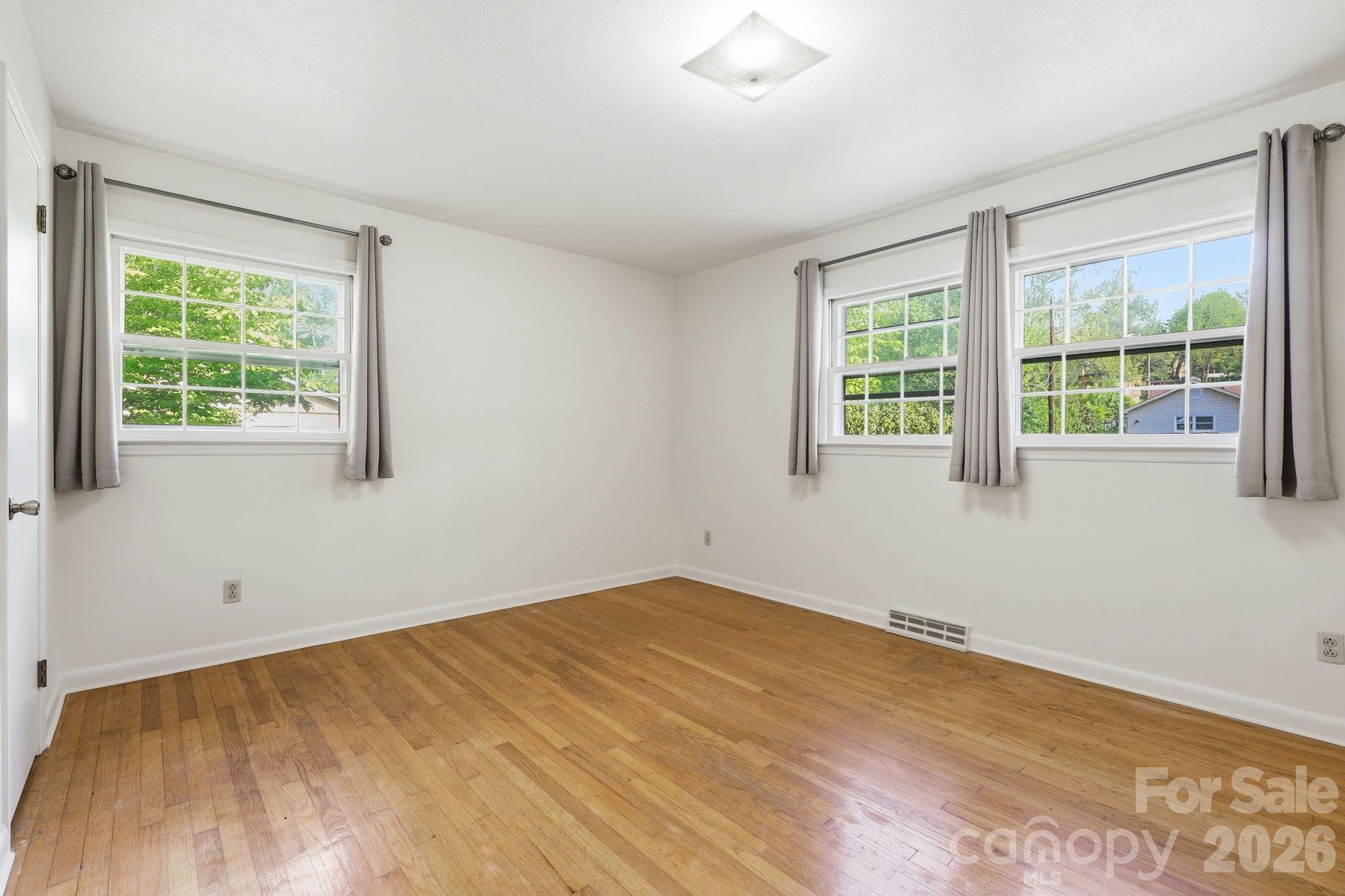 22 Carjen Avenue Asheville NC 28804