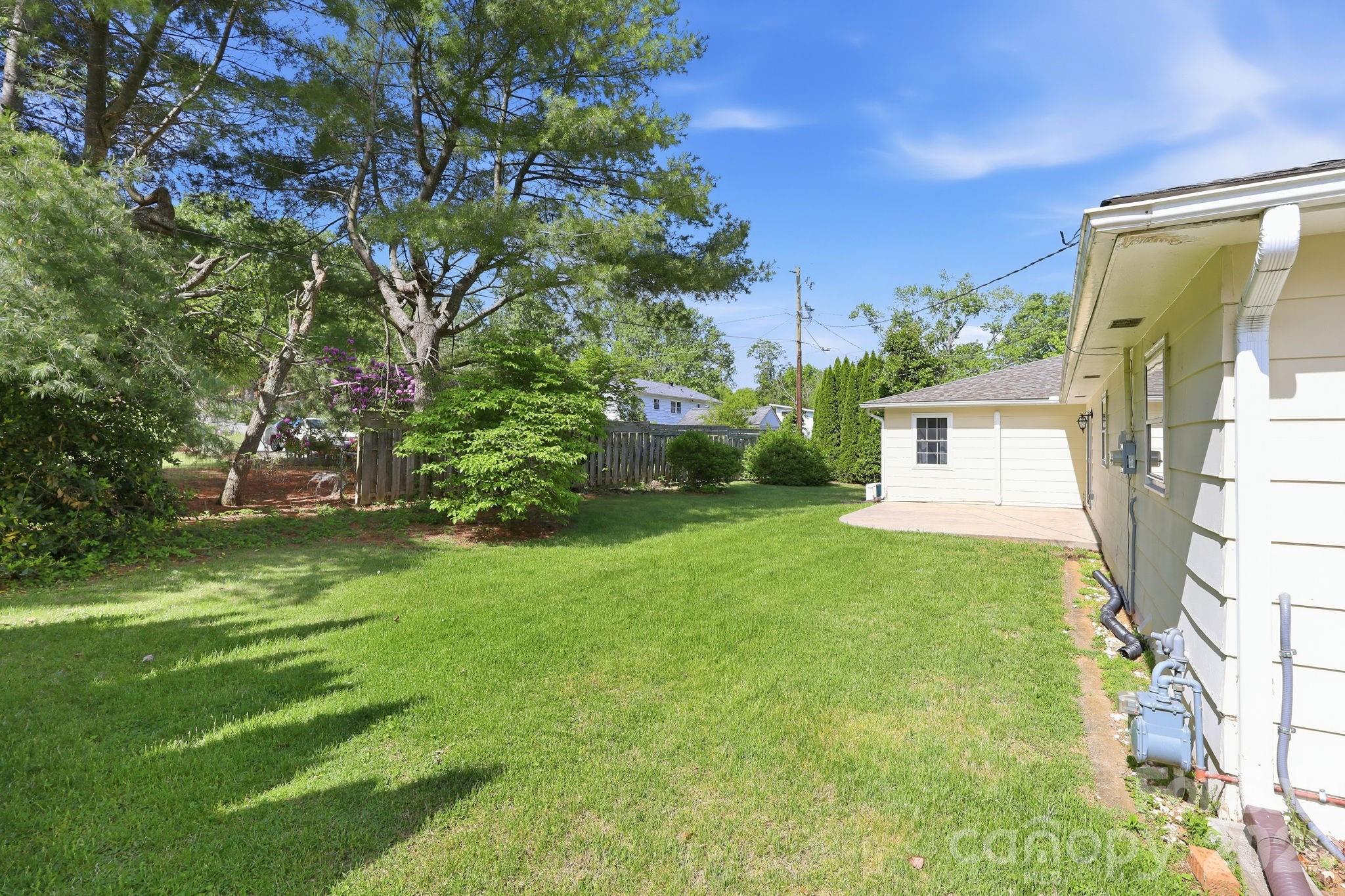 22 Carjen Avenue Asheville NC 28804
