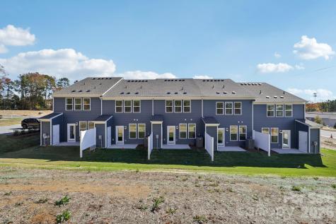 7639 Ethora Way Charlotte NC 28216