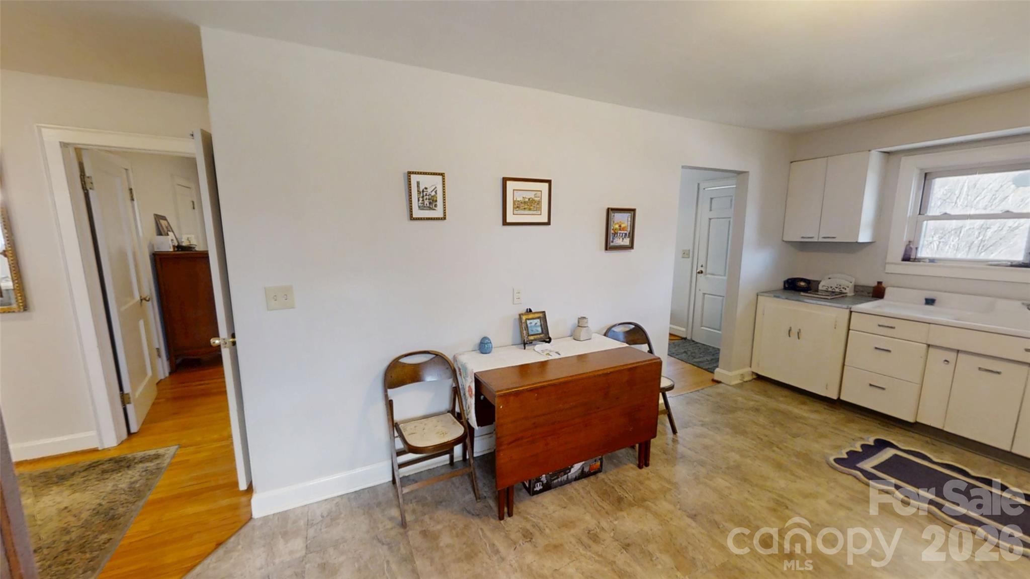719 Oakland Street Hendersonville NC 28791