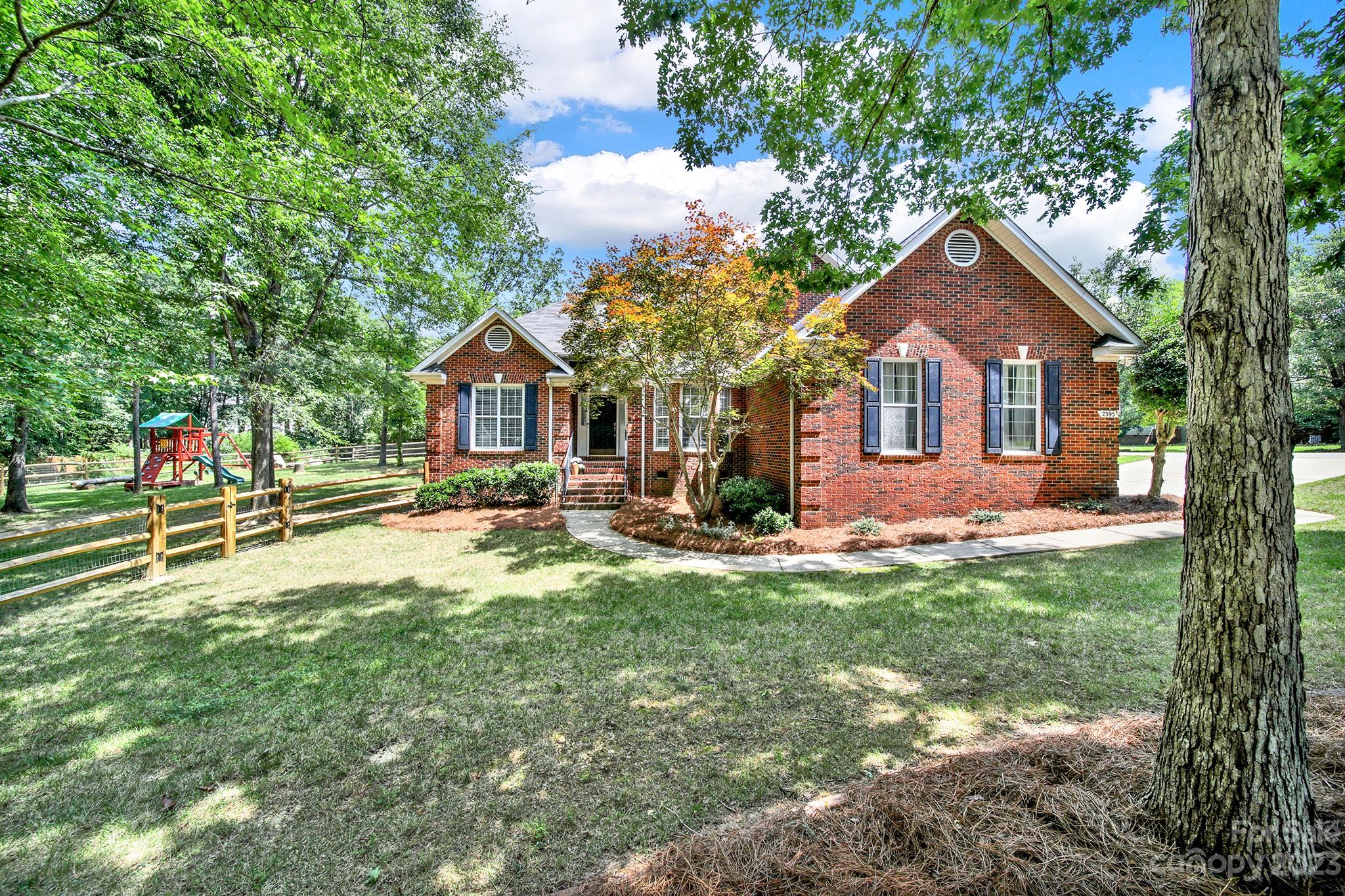 2395 Mill House Lane Matthews NC 28104