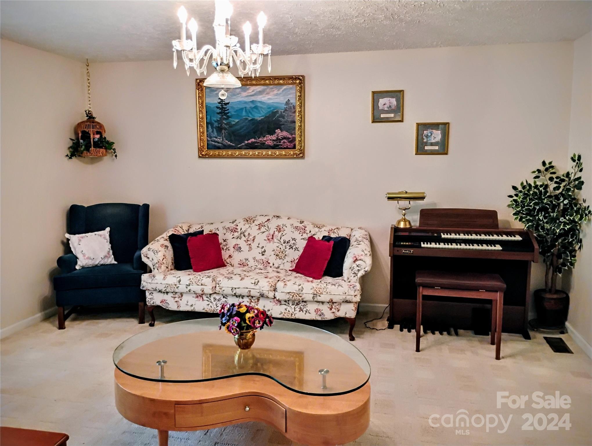 11 Wilkie Way Fletcher NC 28732