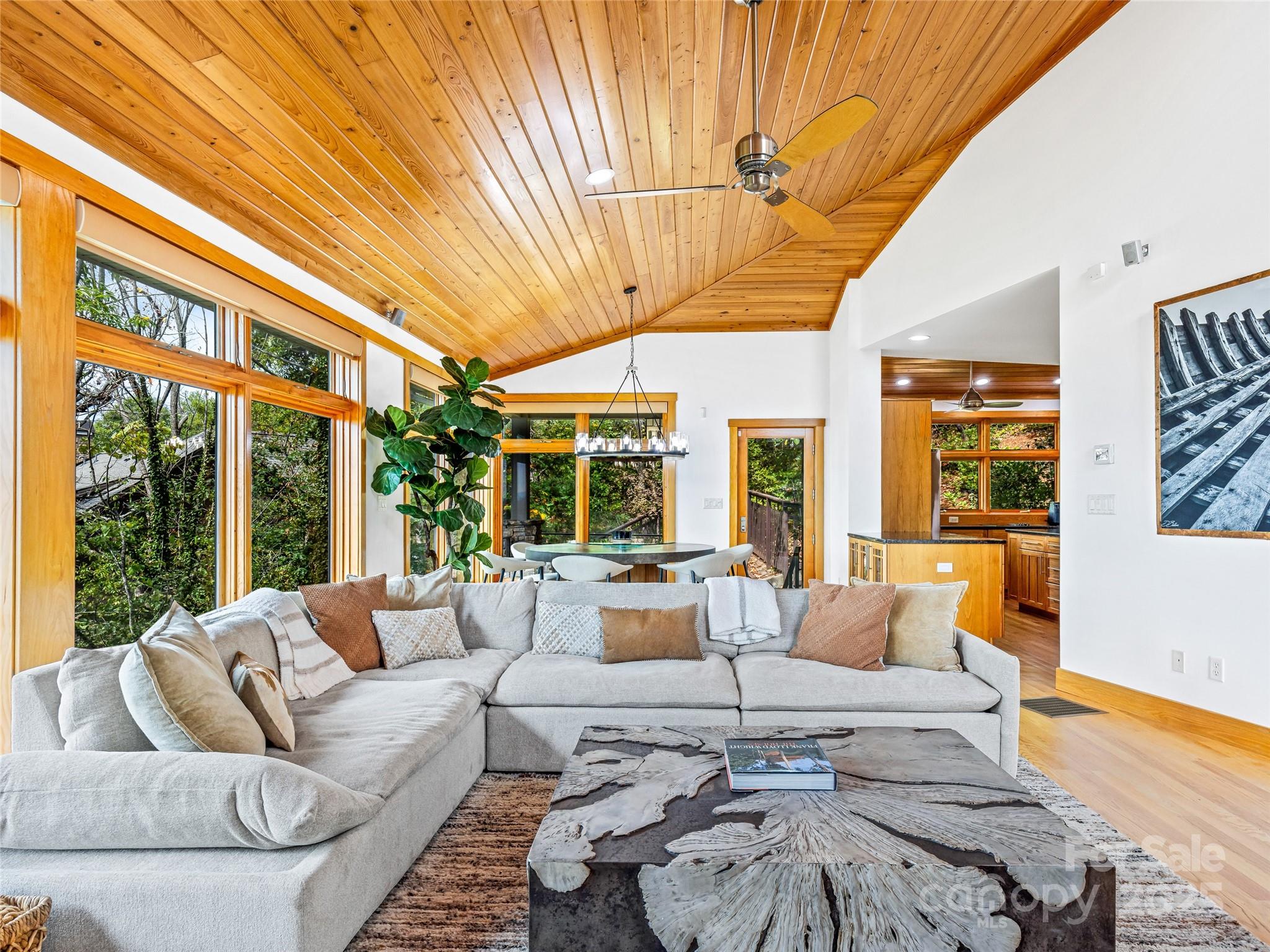 136 Senator Reynolds Road Asheville NC 28804