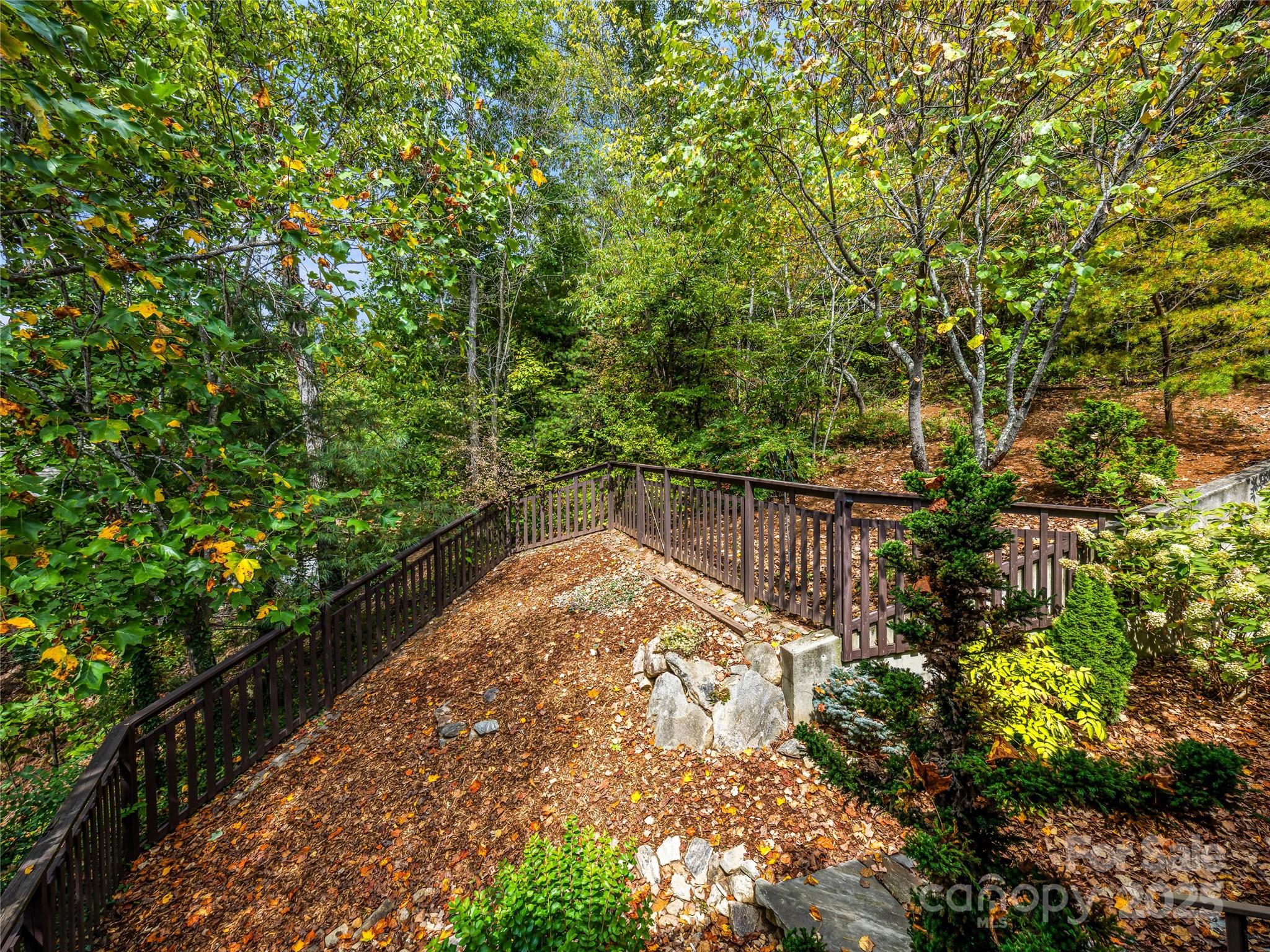 136 Senator Reynolds Road Asheville NC 28804