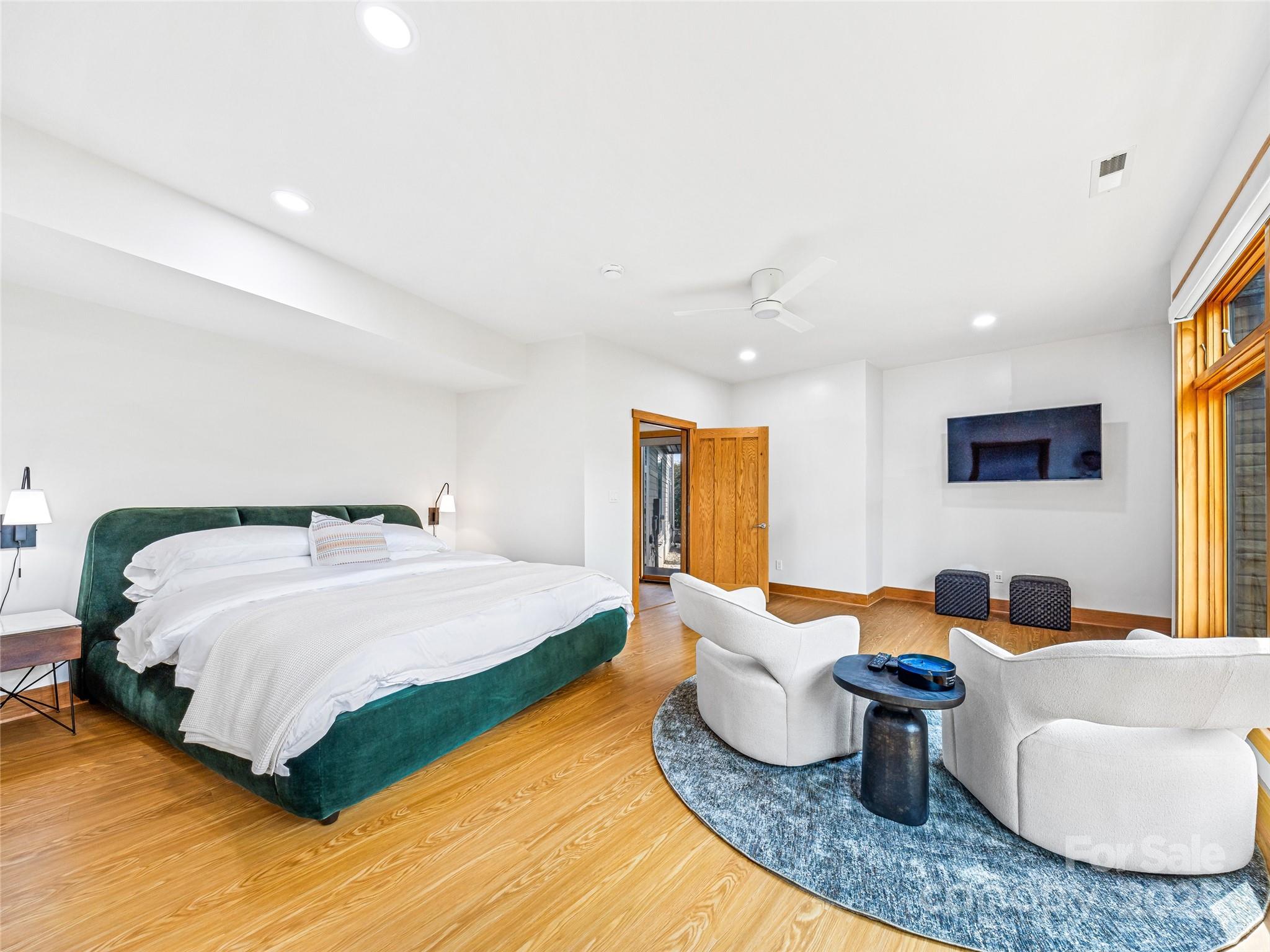 136 Senator Reynolds Road Asheville NC 28804