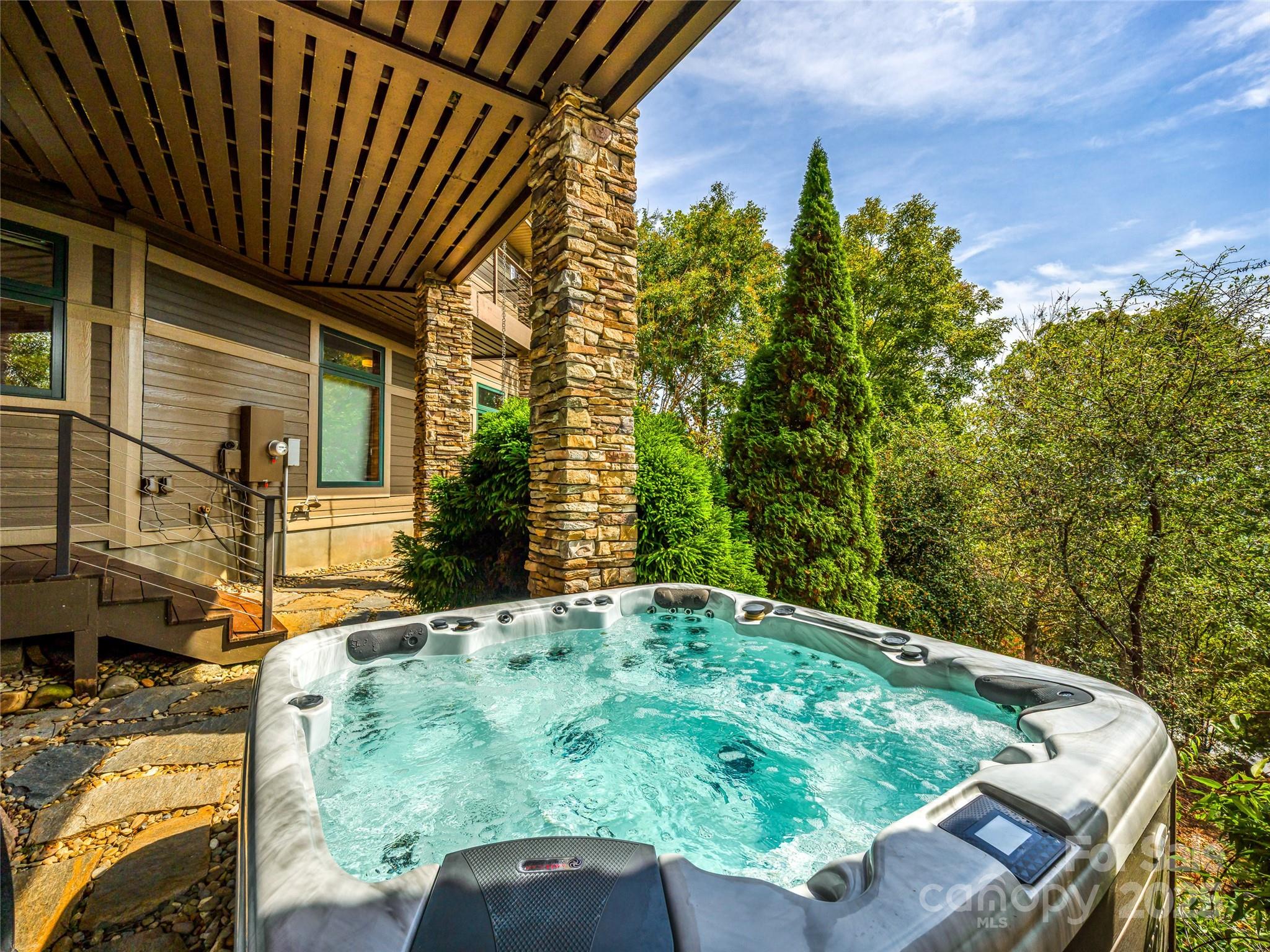 136 Senator Reynolds Road Asheville NC 28804