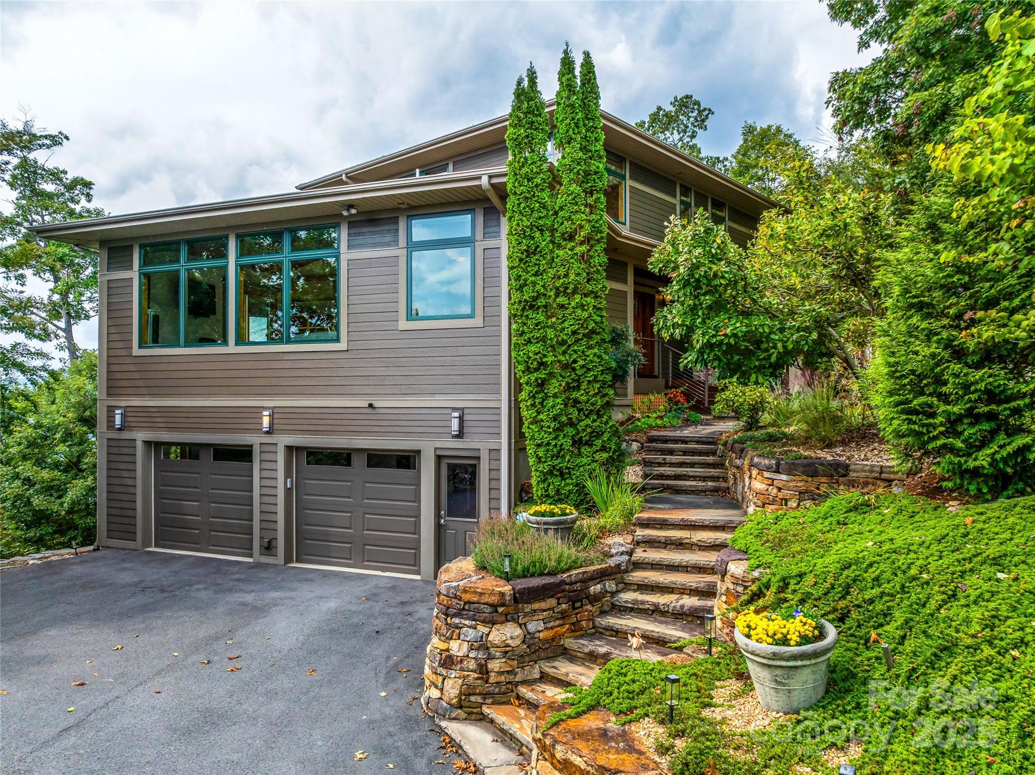 136 Senator Reynolds Road Asheville NC 28804