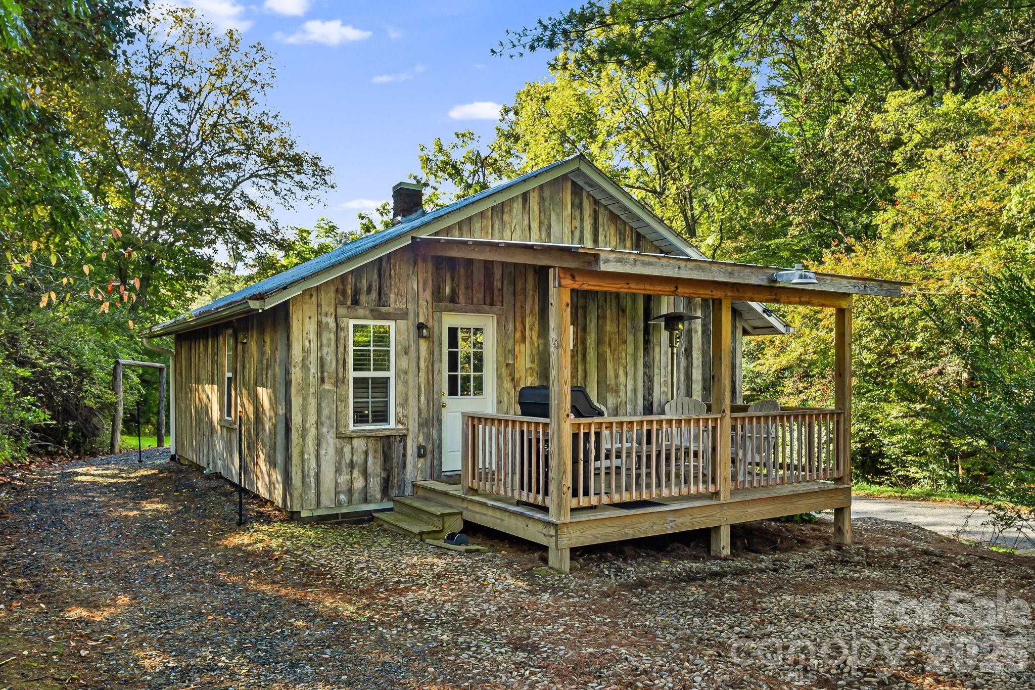 456 Maney Branch Road Burnsville NC 28714