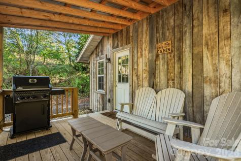 456 Maney Branch Road Burnsville NC 28714