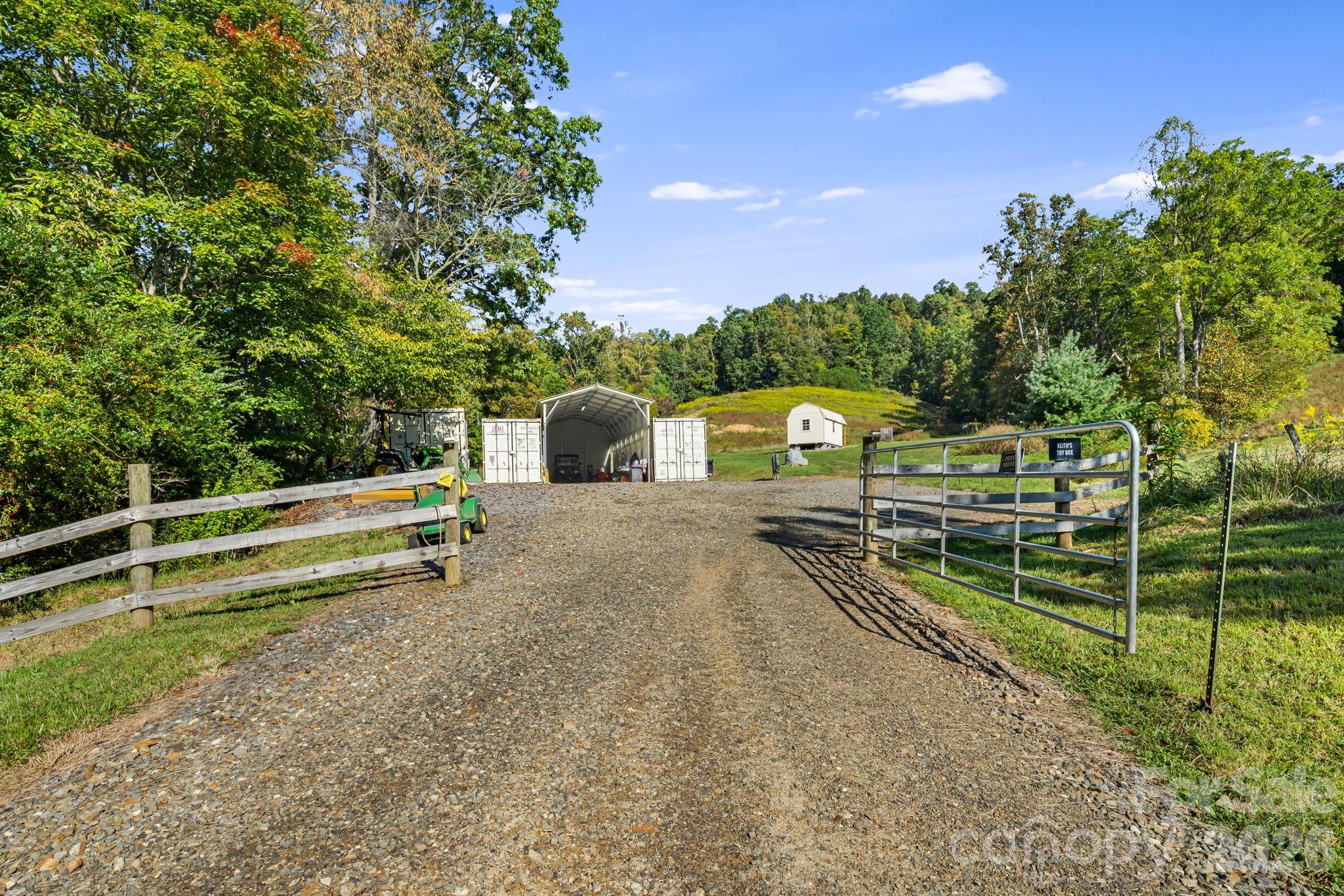 456 Maney Branch Road Burnsville NC 28714