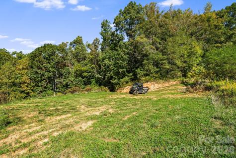 456 Maney Branch Road Burnsville NC 28714