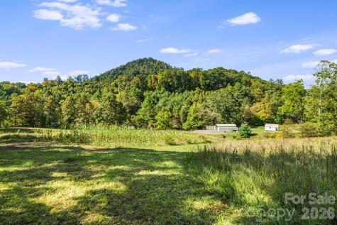 456 Maney Branch Road Burnsville NC 28714